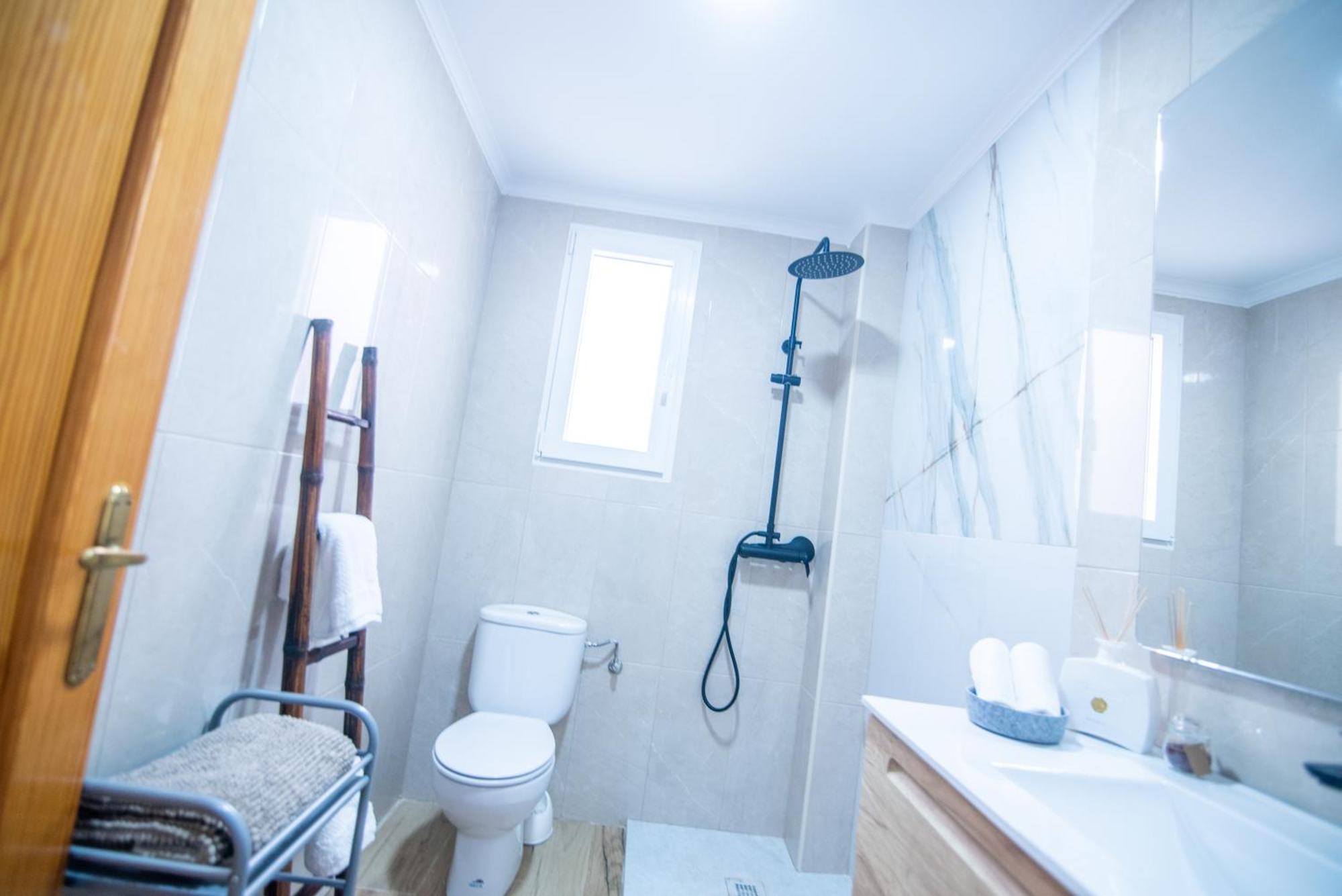 Naisa Apartamento Turistico Villena Esterno foto