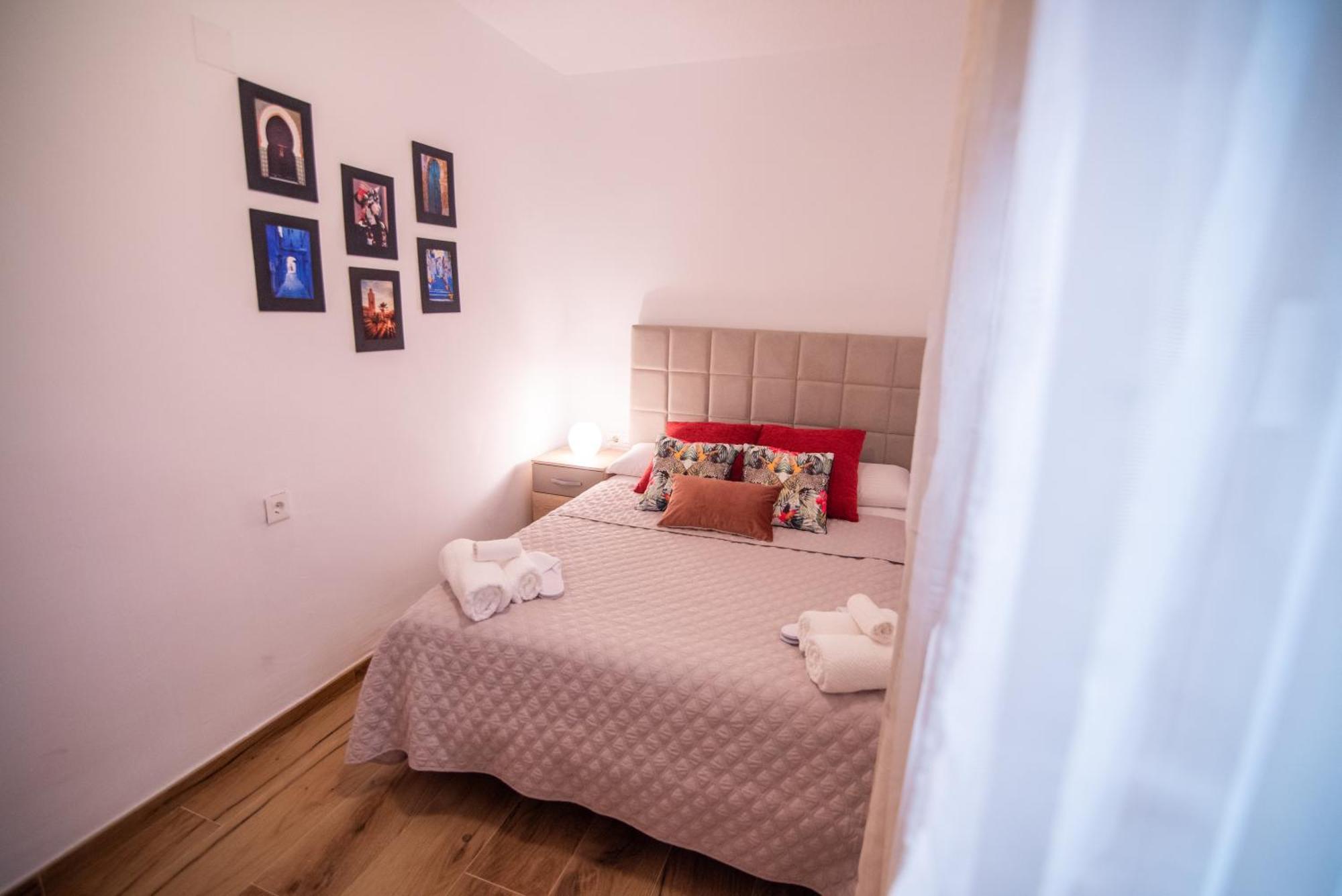 Naisa Apartamento Turistico Villena Esterno foto